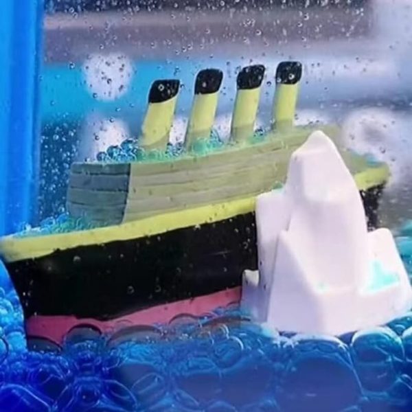 Titanic Liquid Wave Cruise Ship Anglic